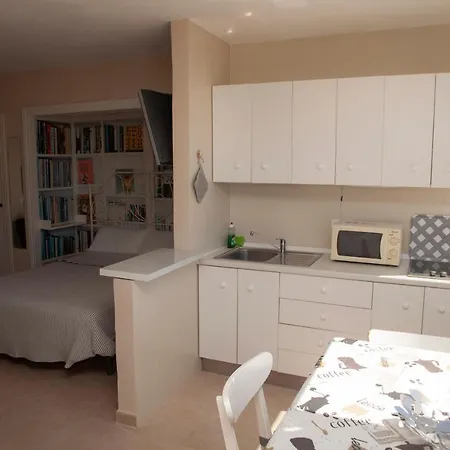 Estudio Con Vistas Al Mar Y Montana Benalmadena